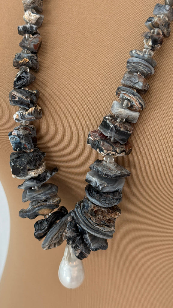 "Oyster Muse" Necklace